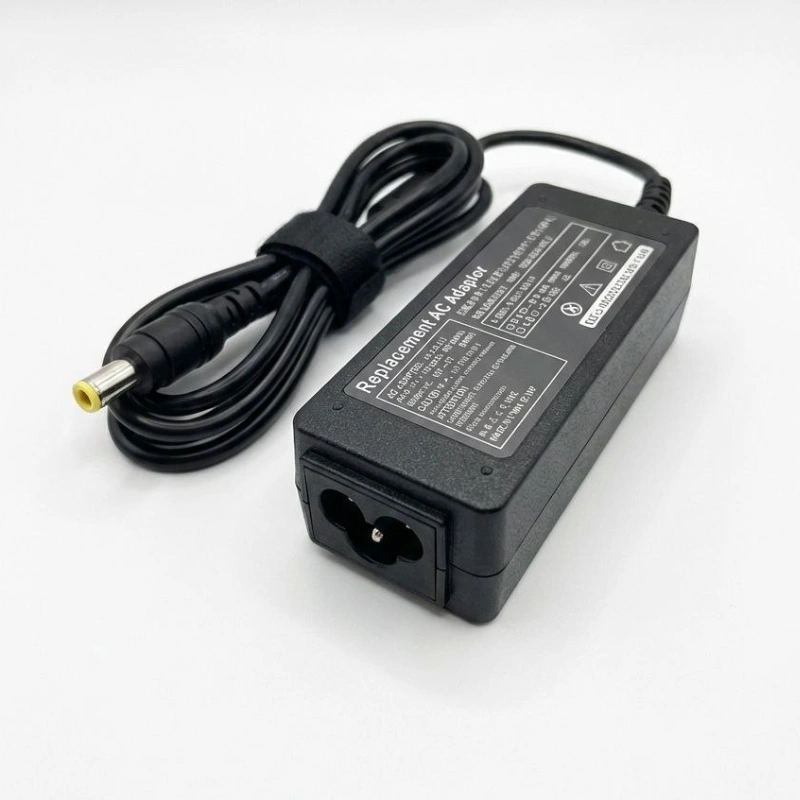 Transfo Adaptateur d’alimentation pour écran – 12V 3A (6.5 x 4.4)